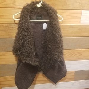 Faux fur vest NWTS Size Small